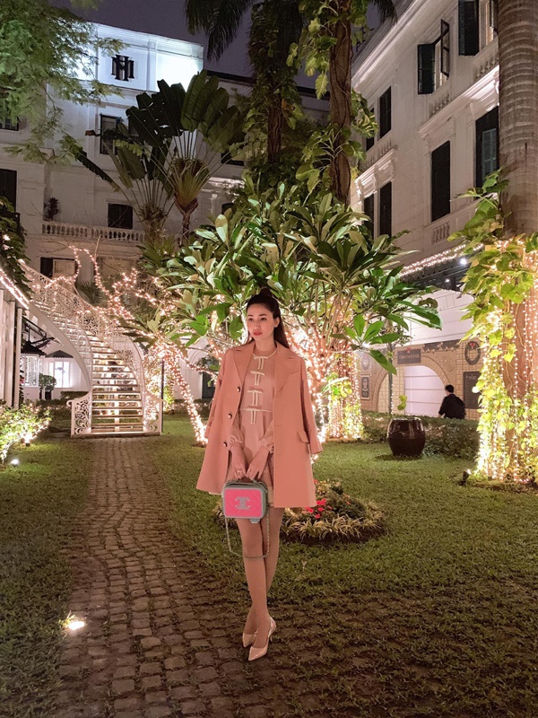 Cuộc sống như bà hoàng của chị em Á hậu Trà My - Thanh Tú sau khi kết hôn với chồng đại gia hơn nhiều tuổi-17