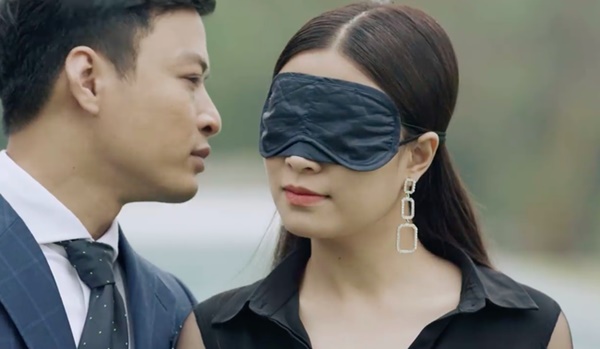 Hé lộ cảnh Hoàng Thùy Linh chủ động ôm ấp, hôn môi, gọi Hồng Đăng là người yêu-9