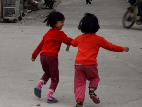 Cứu sống bệnh nhân nữ bị lột toàn bộ sàn miệng, lưỡi bị đứt ngang gốc xuyên vào hạ họng-2