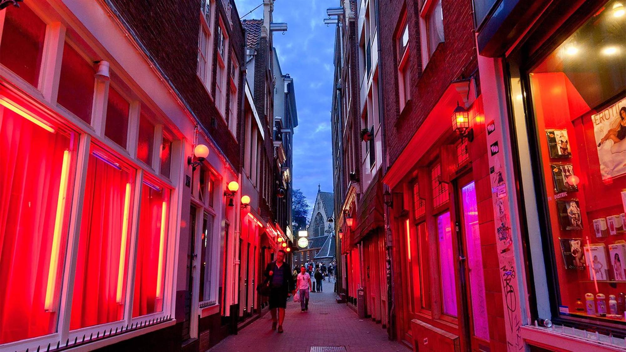Phố đèn đỏ Amsterdam trước nguy cơ đóng cửa-1