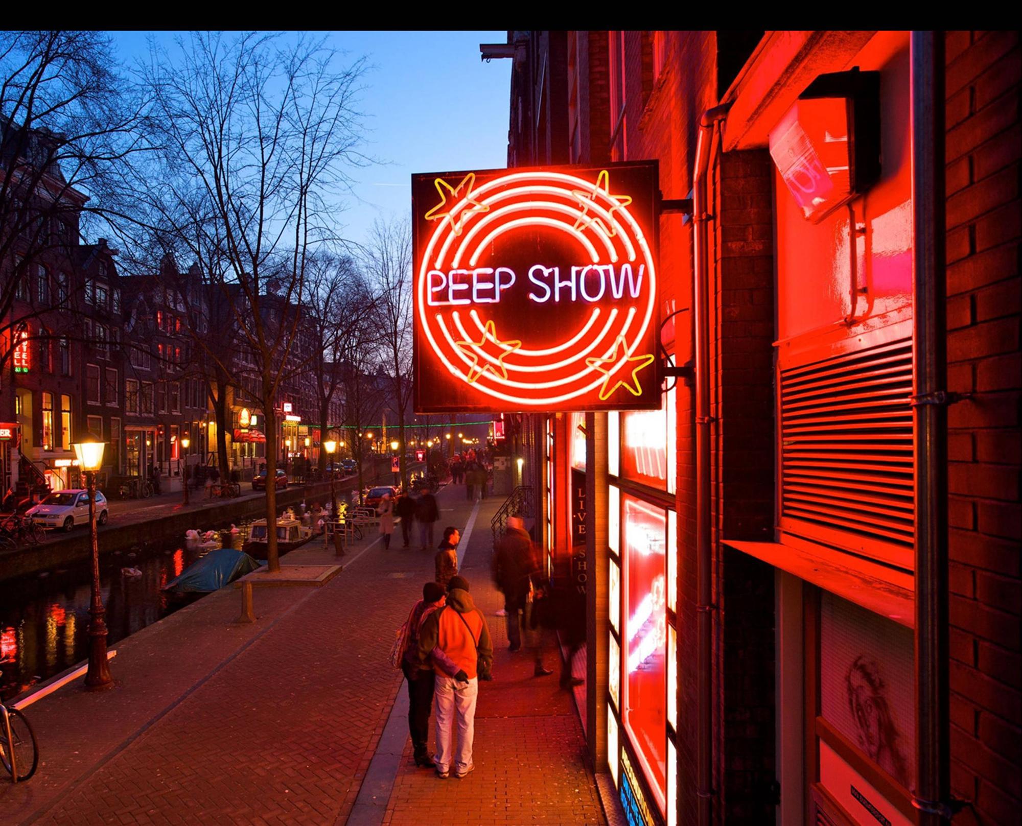 Phố đèn đỏ Amsterdam trước nguy cơ đóng cửa-4