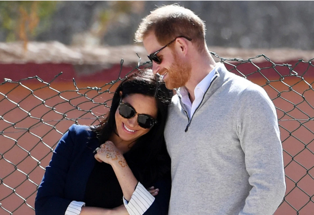 Tuyên bố mới gây sốc: Meghan sẽ giới thiệu con đầu lòng theo phong cách Hollywood khiến Nữ hoàng nổi giận, cung điện căng thẳng-1