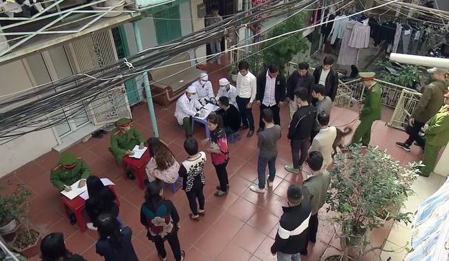 Phim của Hoàng Thùy Linh hé lộ về tên tội phạm cưỡng hiếp phụ nữ sưu tầm toàn ảnh đồi trụy-2