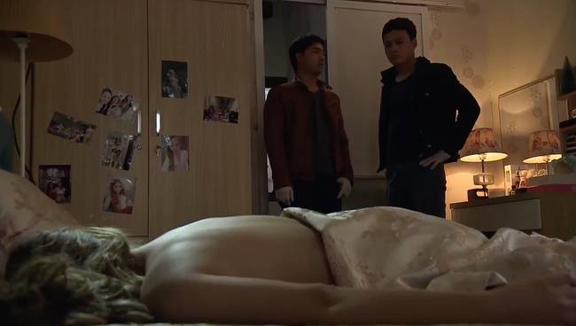 Phim của Hoàng Thùy Linh hé lộ về tên tội phạm cưỡng hiếp phụ nữ sưu tầm toàn ảnh đồi trụy-3