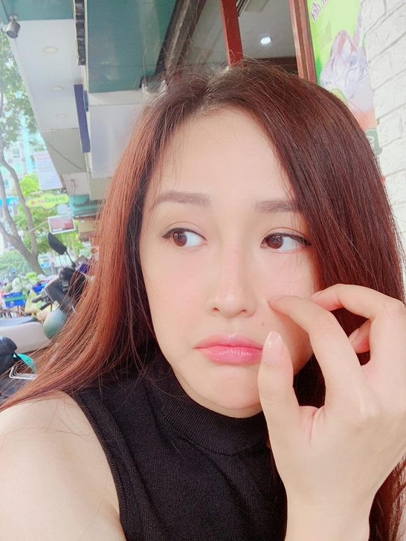 Mỹ nữ sát trai Mai Phương Thúy nhắc nhẹ mấy em kém tuổi: Ngừng xưng anh hoặc xưng tên được không?-7