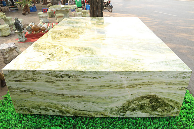 Sập ngọc nguyên khối nặng chục tấn: Đại gia bỏ tiền tỷ nằm mát lưng-8