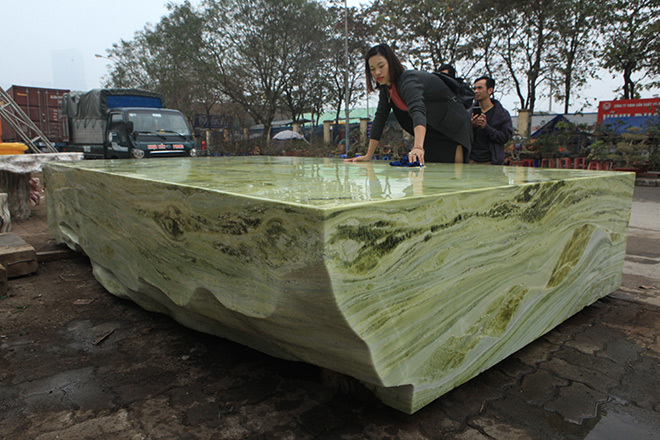 Sập ngọc nguyên khối nặng chục tấn: Đại gia bỏ tiền tỷ nằm mát lưng-16