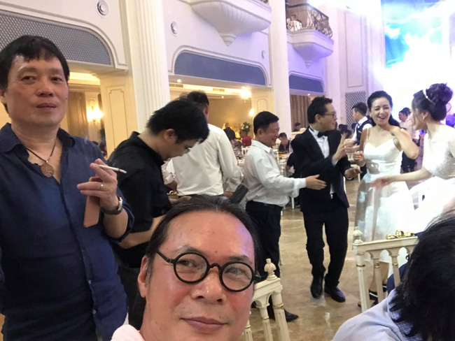 Toàn cảnh tiệc cưới kiểu một lần chơi lớn của NSND Trung Hiếu, biến đám cưới thành Đại hội Hội Nghệ sĩ sân khấu Việt Nam-14
