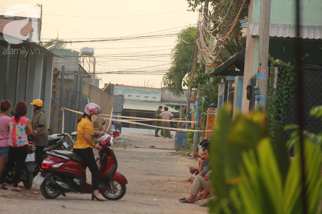 Vụ 3 bà cháu bị sát hại ở Bình Dương: Người thân gào khóc, ngã quỵ nhận thi thể đưa về nhà lo ma chay-4