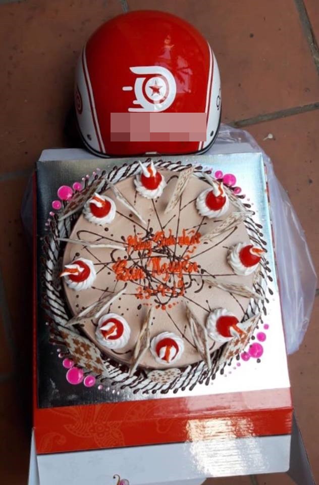 Câu chuyện chú xe ôm công nghệ bị khách bùng 300 nghìn tiền bánh sau khi ròng rã dưới nắng gắt Sài Gòn gây bức xúc-3