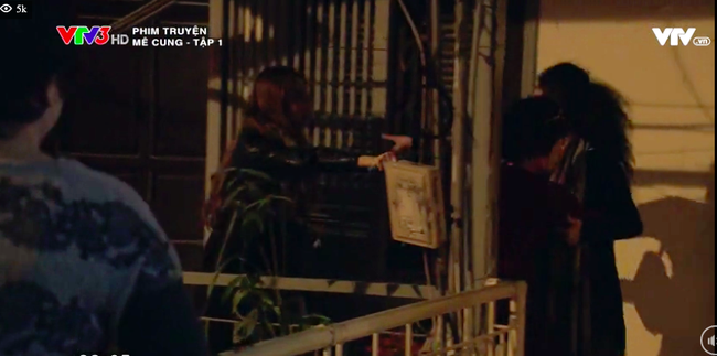 Mê cung của Hoàng Thùy Linh - Hồng Đăng vừa lên sóng, khán giả đã choáng với cảnh đánh ghen đến mức văng tục-7