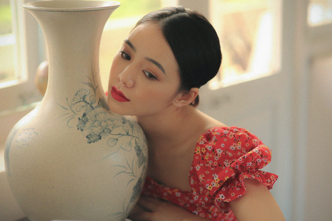 Quỳnh Kool khoe thềm ngực, tiết lộ hậu trường chụp ảnh gợi cảm không ngờ-14