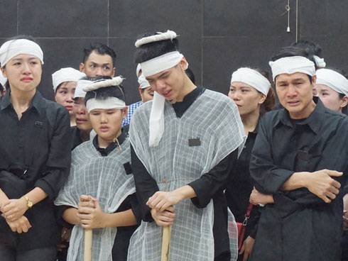 Tài xế đâm nữ lao công tử vong: Gây họa sau khi uống rượu mừng-5