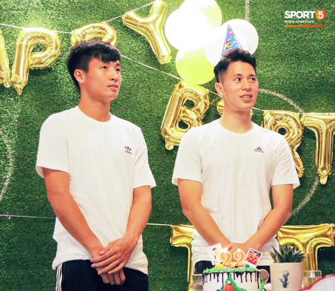 Cặp Đình Trọng - Tiến Dũng tái hiện màn diễn xuất kinh điển trong tiệc sinh nhật-4