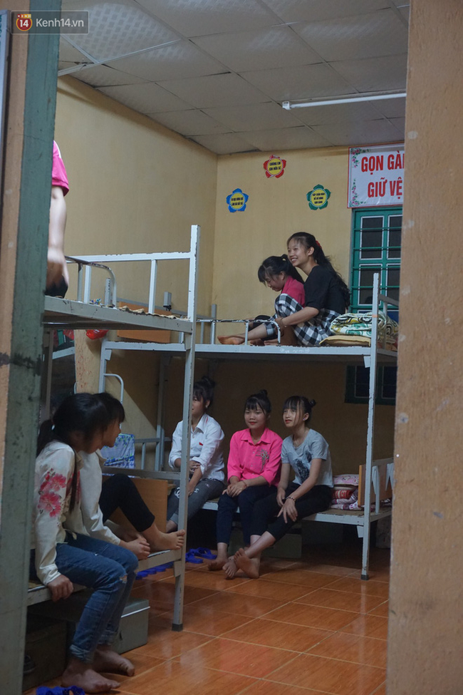 Facebook của nữ sinh lớp 8 có thai đã bị hack: Em tôi nói mỗi lần thầy giáo muốn quan hệ tình dục đều chat qua Facebook-1