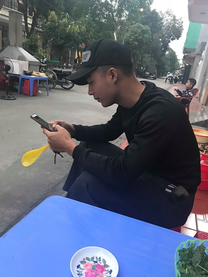 Cứ ngồi đâu là auto bỏ quên chìa khoá ở đó, thanh niên nảy ra ý tưởng siêu táo bạo khiến hội não cá biết nể!-2