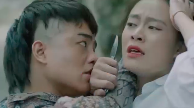 Mê cung: Hoàng Thùy Linh bị rạch mặt, Hồng Đăng ở đâu còn không mau đến cứu?-7