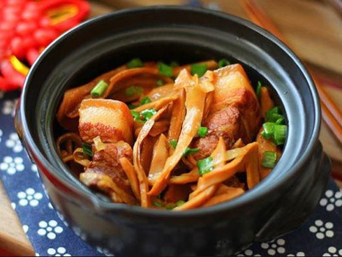 3 cách làm thịt kho măng siêu ngon tại nhà