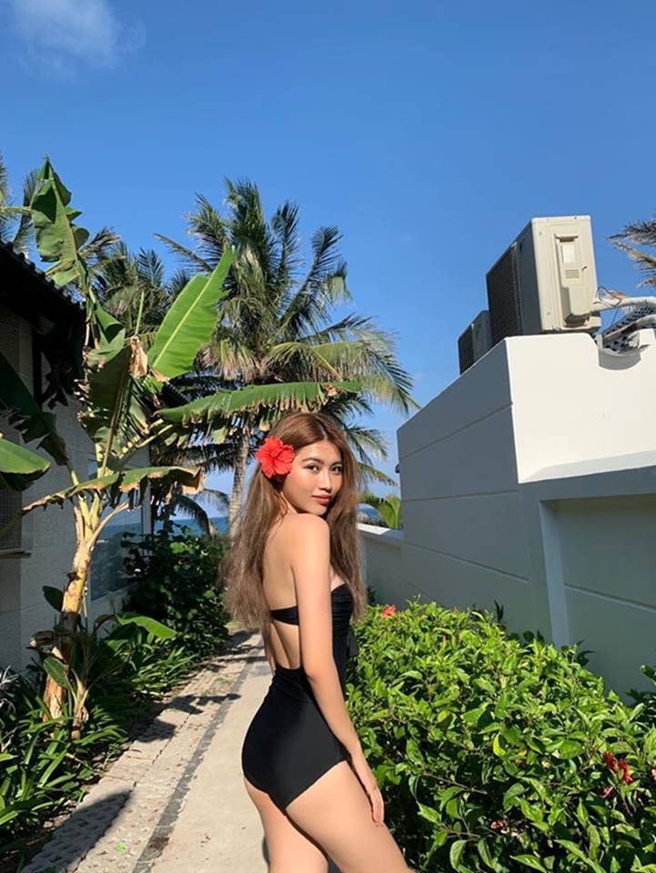 Đầu hè nắng nóng, dàn người đẹp Việt rủ nhau diện bikini sexy đi biển-7