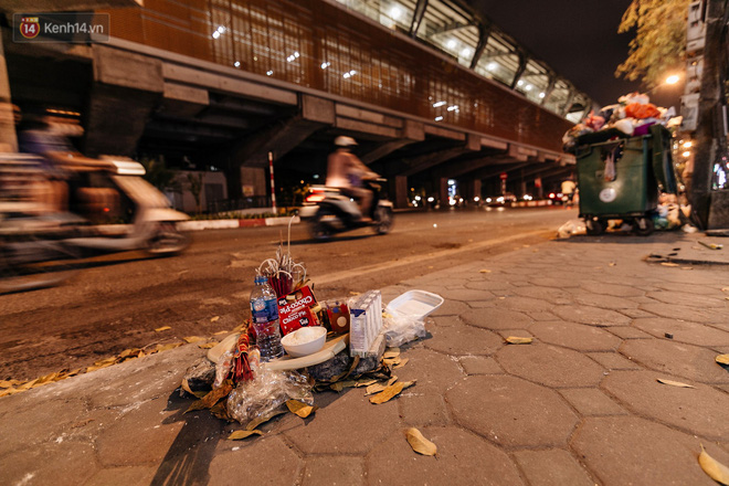 Sự ra đi của nữ công nhân môi trường và nỗi ám ảnh người ở lại: Những phận đời phu rác bám đường phố Hà Nội mưu sinh-13