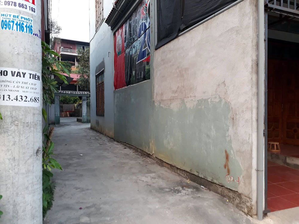 Bất ngờ trước gia cảnh của thầy giáo khiến nữ sinh lớp 8 mang bầu-2