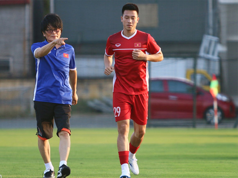 Đốt pháo sáng phá hoại bóng đá Việt Nam: Đã đến lúc CLB khởi kiện cổ động viên-4