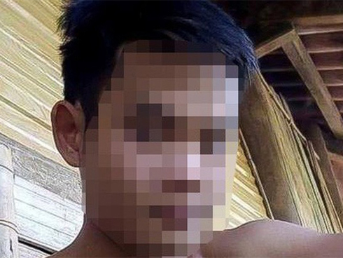 Chở con nuôi vào khách sạn, siết cổ con đến chết rồi tự tử-2