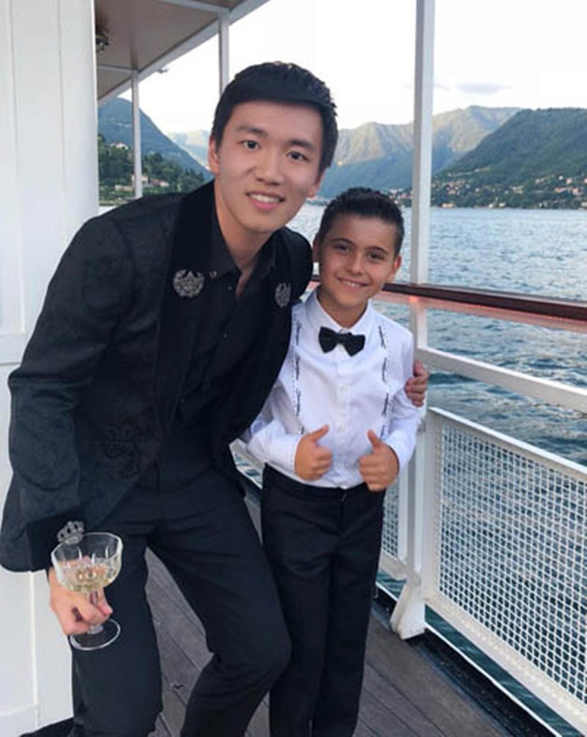 Gia thế khủng của soái ca 27 tuổi đã là chủ tịch CLB bóng đá danh tiếng-3