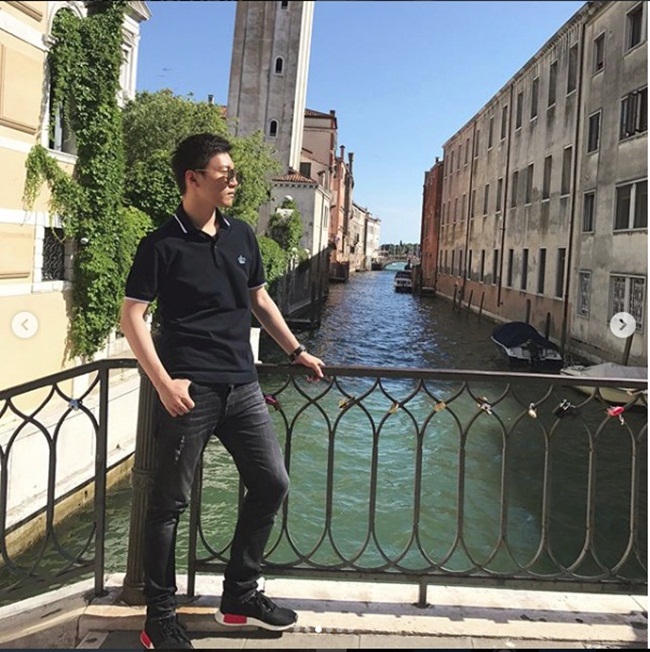 Gia thế khủng của soái ca 27 tuổi đã là chủ tịch CLB bóng đá danh tiếng-4