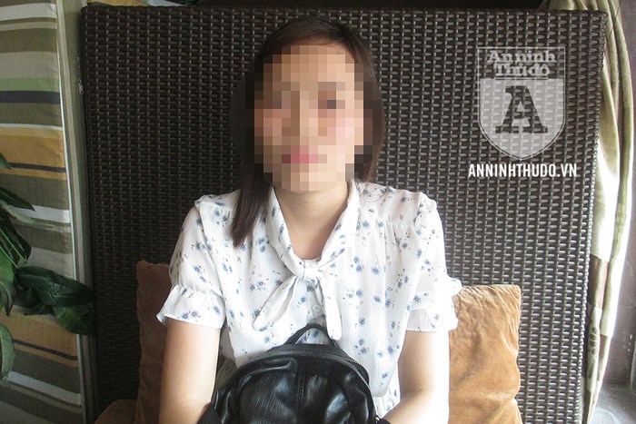 Nghi án cô gái trẻ bị gã đàn ông không quen vét sạch ví đầy kỳ lạ-1