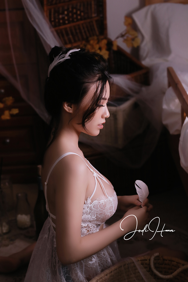 Vẻ nóng bỏng của người đẹp sống thử với bạn trai thiếu gia Hà Nội-4