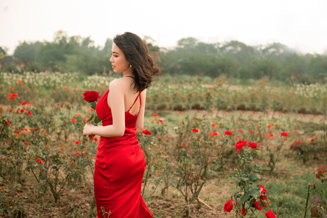 Vẻ nóng bỏng của người đẹp sống thử với bạn trai thiếu gia Hà Nội-12