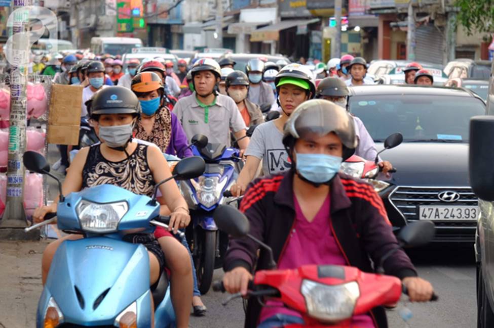 TP.HCM: Nghỉ lễ 30/4 - 1/5 tận 5 ngày, người dân ùn ùn về quê khiến các tuyến đường kẹt cứng không lối thoát-20