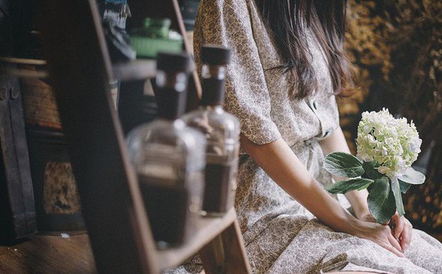 Vừa về làm dâu tôi đã bị bố mẹ chồng dội cho gáo nước lạnh bằng khoản nợ 200 triệu vì lý do sỹ diện, câu nói của chồng khiến tôi thêm căm phẫn-1