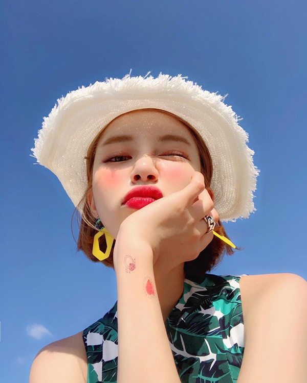 Để đảm bảo nhan sắc mà không tốn nhiều thời gian dịp nghỉ lễ này, các nàng sẽ cần đến 5 chiêu làm đẹp nhanh gọn nhẹ sau-1