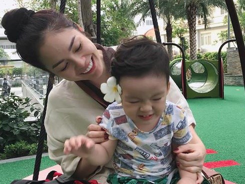 Gần 1 năm ly hôn chồng đại gia, Dương Cẩm Lynh vẫn tổn thương vì điều mà hầu hết phụ nữ nào nghĩ đến cũng thấy chạnh lòng