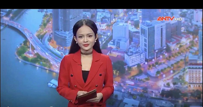 Choáng với nhan sắc bốc lửa của nữ BTV thời sự dám đóng cảnh nóng khi chưa tròn 18 tuổi-1