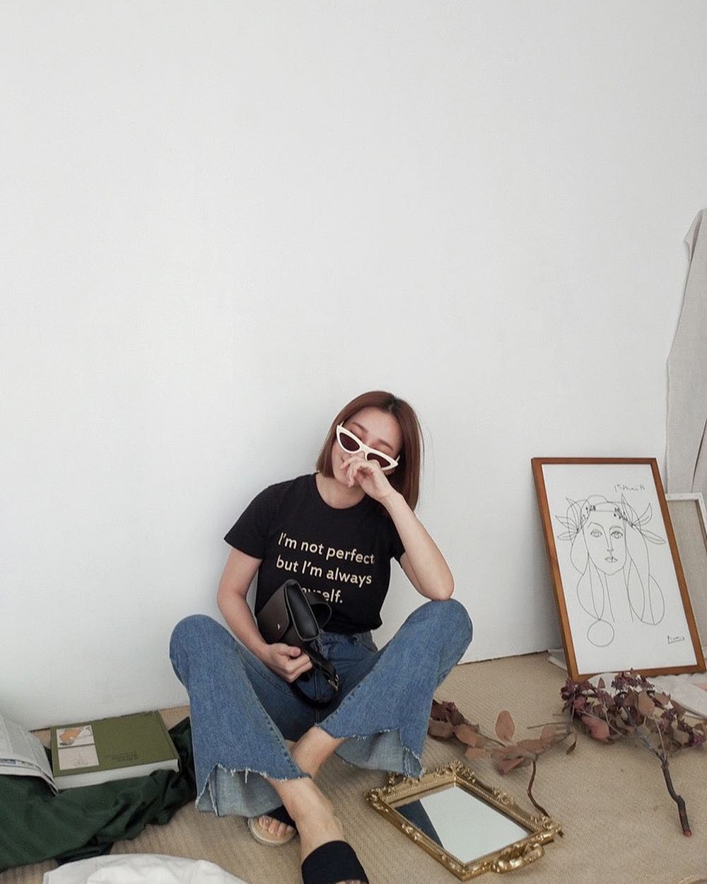 Nàng tuổi băm rất nên lưu ý: Hãy thay thế 4 items sau để có được phong cách mùa hè sành điệu và sang lên đáng kể-3