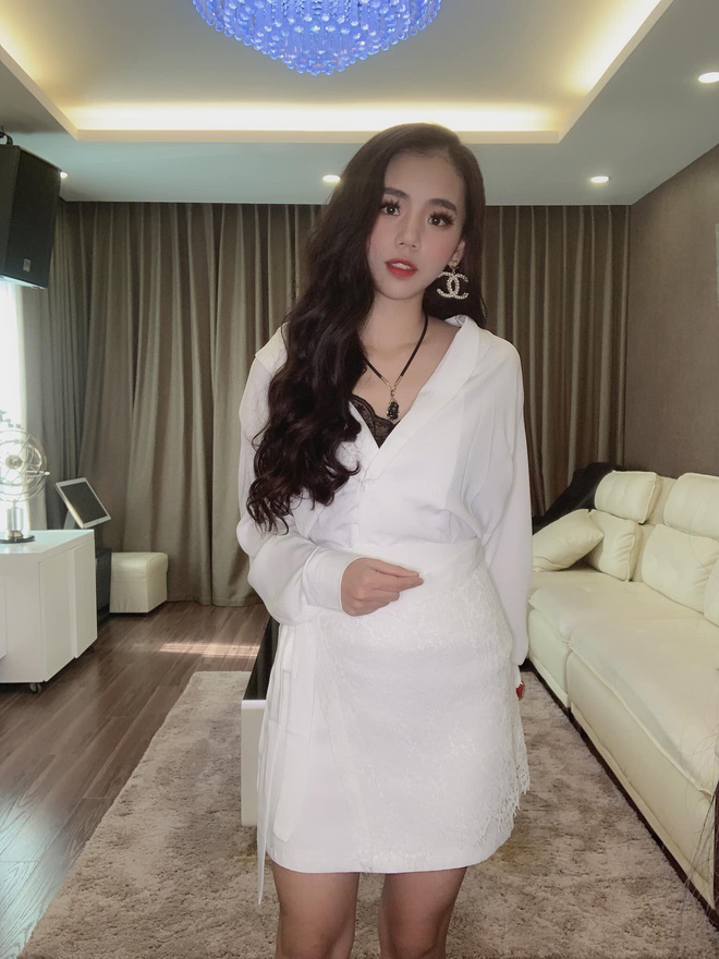 Người phụ nữ sở hữu loạt clip cover triệu view trong vài tuần, danh tính khiến số đông tò mò-6