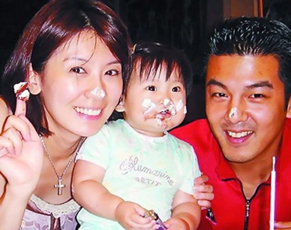 Số phận nước mắt chảy ngược của mỹ nhân muốn gả vào hào môn: Bị coi là máy đẻ, nhẫn nhục nhìn chồng ngoại tình-9