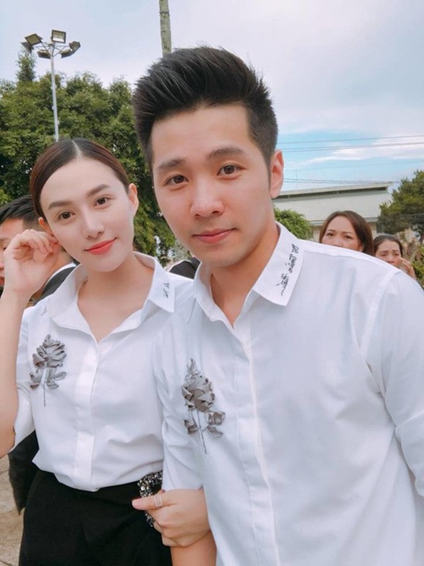 Một năm sau khi sinh con gái đầu lòng, Lê Hà (The Face) và ông xã điển trai như tài tử tổ chức đám cưới-6