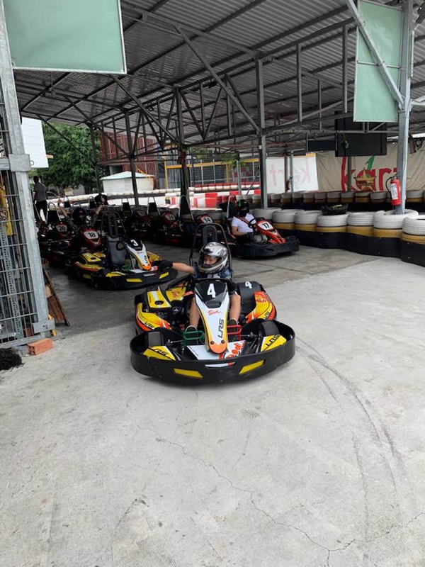 Cường Đôla đưa con riêng đi chơi cùng Đàm Thu Trang, đây là phản ứng của mẹ vợ tương lai-3