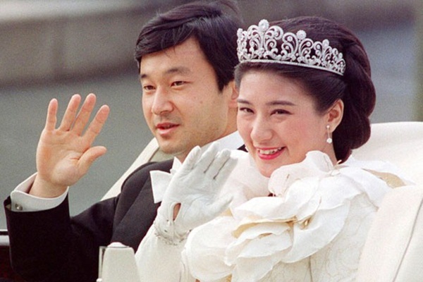 Con đường trở thành mẫu nghi thiên hạ” của Hoàng hậu Nhật Bản Michiko và con dâu Masako: Chứa đầy máu và nước mắt cùng góc khuất đáng sợ ít ai biết-4