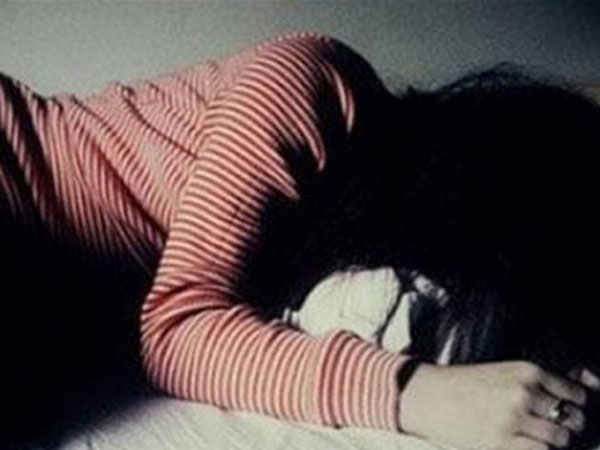 Nhóm thanh niên khống chế hiếp dâm 2 bé gái 15 tuổi giữa cánh đồng-1