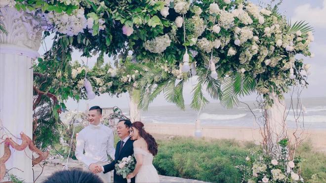 Đám cưới xa hoa của con gái bầu Đệ và người mẫu bên biển Thanh Hóa-5