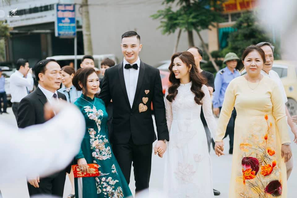 Đám cưới xa hoa của con gái bầu Đệ và người mẫu bên biển Thanh Hóa-9