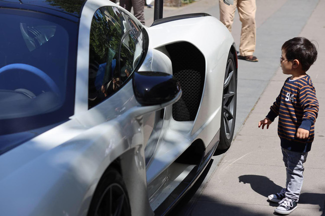 Mới 2 tuổi, con trai Đan Trường đã sở hữu thú vui xa xỉ của hội con nhà giàu-1