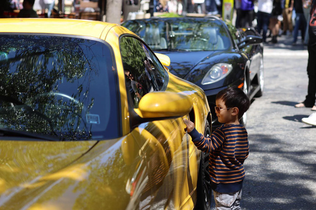 Mới 2 tuổi, con trai Đan Trường đã sở hữu thú vui xa xỉ của hội con nhà giàu-4