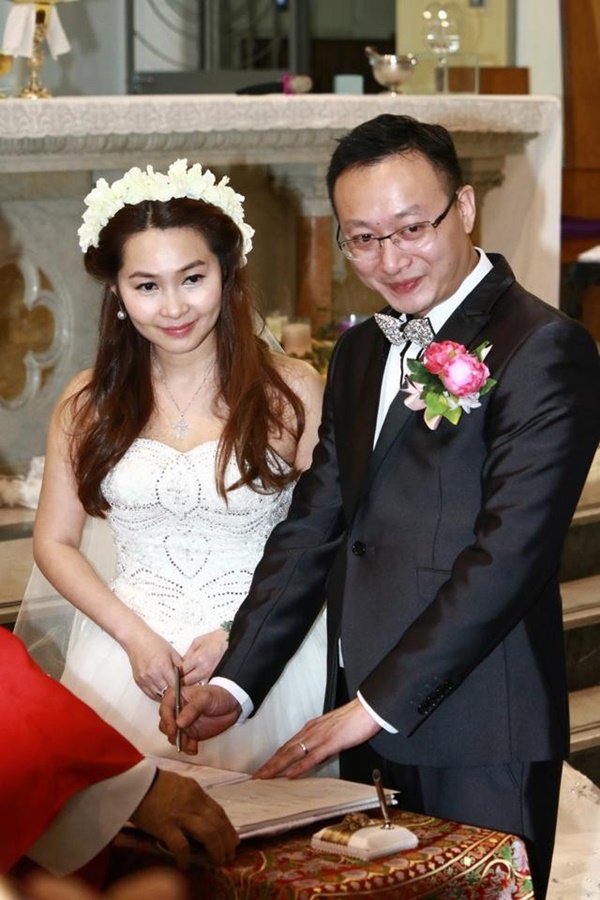 Mỹ nhân phim 18+ Hong Kong: Giải nghệ thành công chúa Philippines, lấy chồng tỷ phú-7