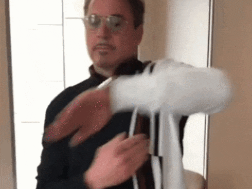 Bên trong ngôi nhà đầy chi tiết kỳ quặc của vợ chồng tài tử Iron Man-1